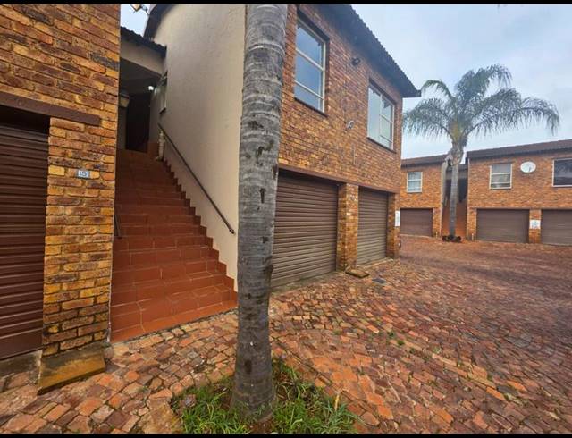 3 BEDROOM PROPERTY TO RENT IN GLEN MARAIS